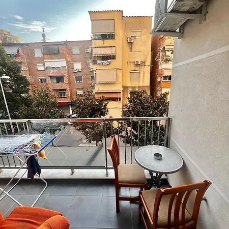 Cozy Apartment In Central Tirane Exterior photo